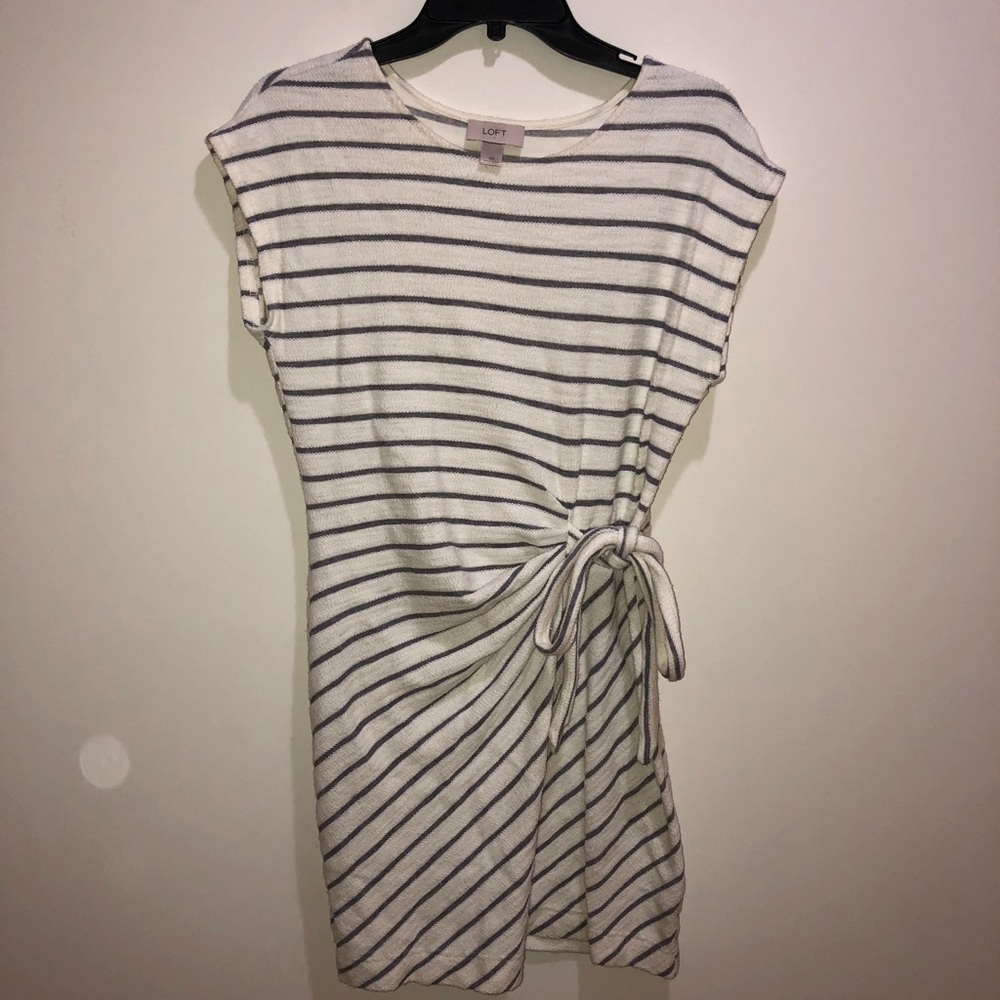 Ann Taylor LOFT Sz XS Sleeveless Belted Dress - Picture 1 of 8